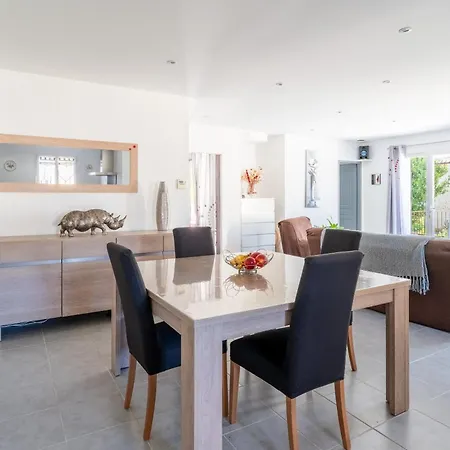 Ferienhaus De Maithe Sernhac